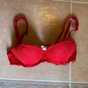 Pink Victoria’s Secret Red Lace Push-up Bra 30A
